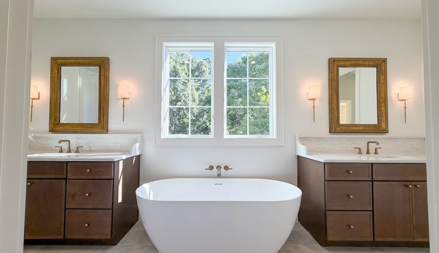 1904 McCarthy — Primary Bath 3