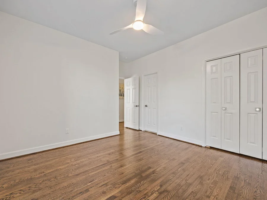 Ashland — Bedroom