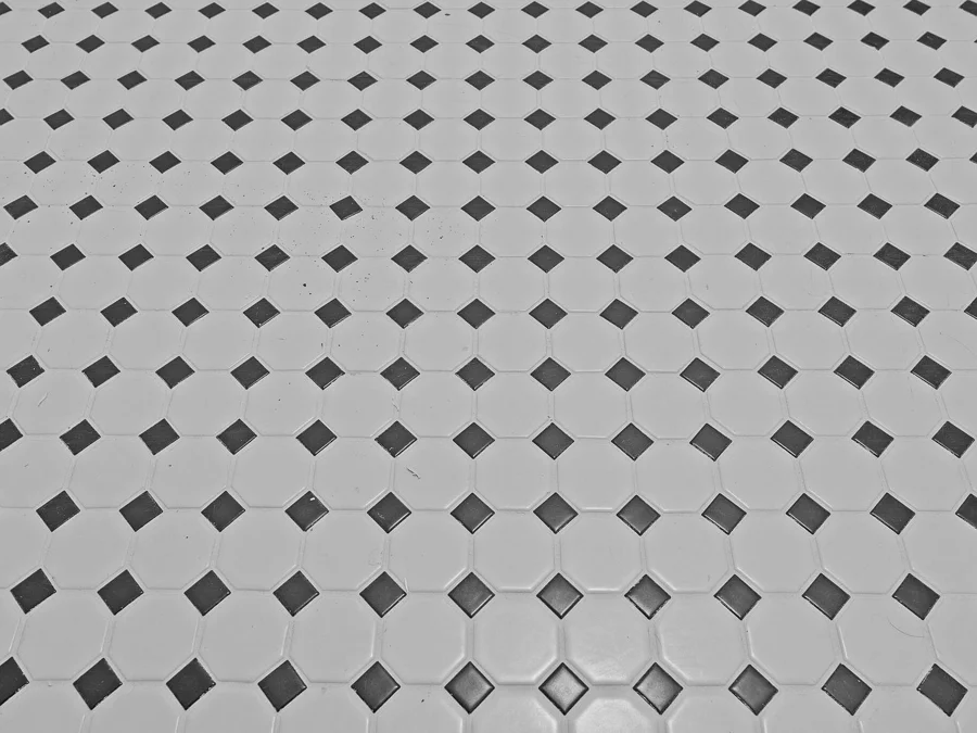 Ashland — Tile detail