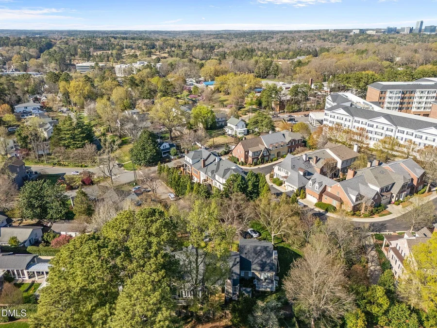 Ashland — Neighborhood